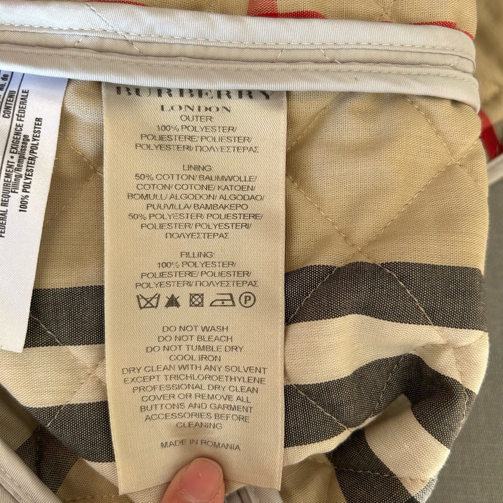 Burberry Diamond-Quilted Jacket - Picture 13 of 14